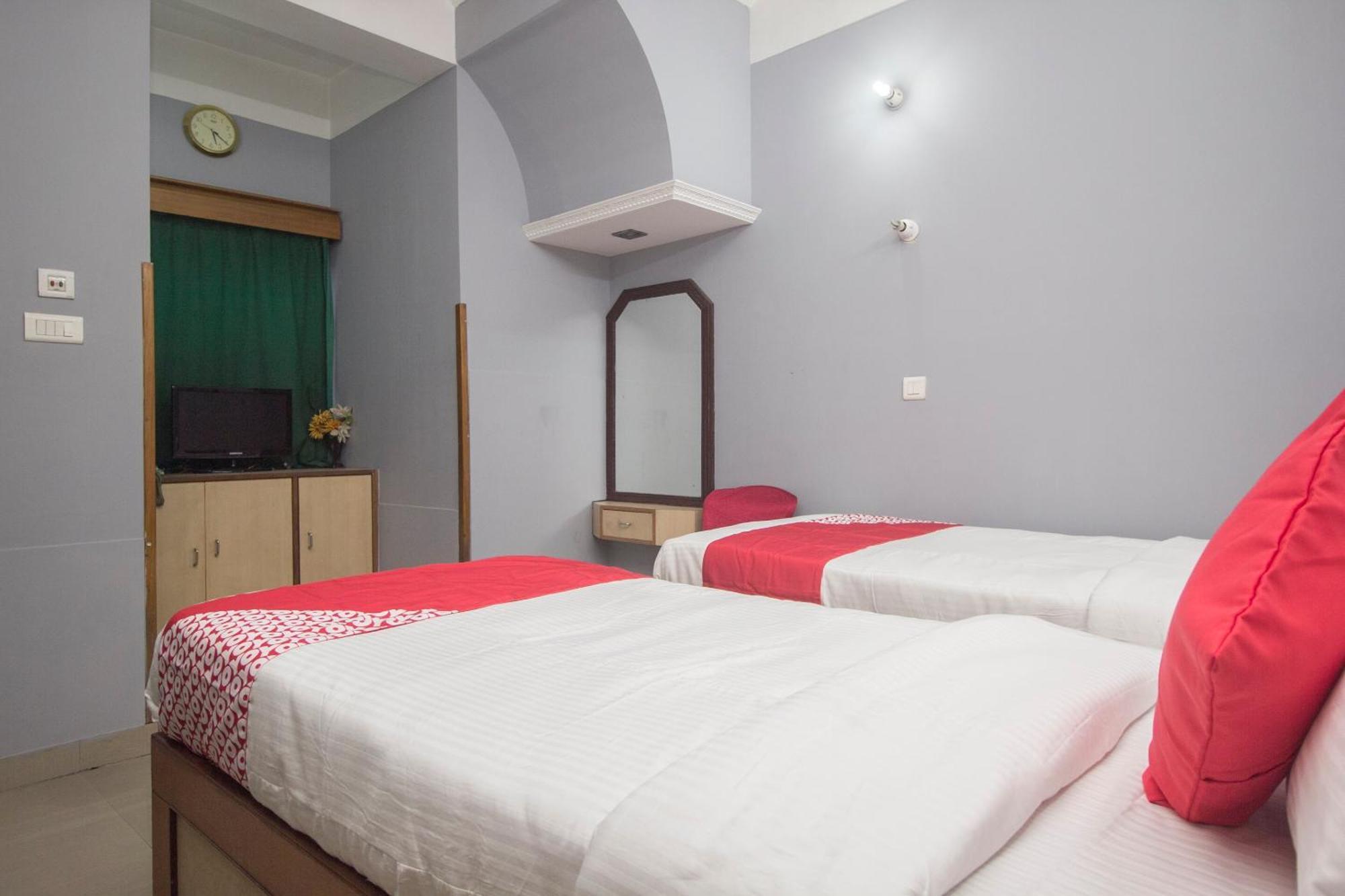 Hotel O Golden Moments Siliguri Eksteriør billede