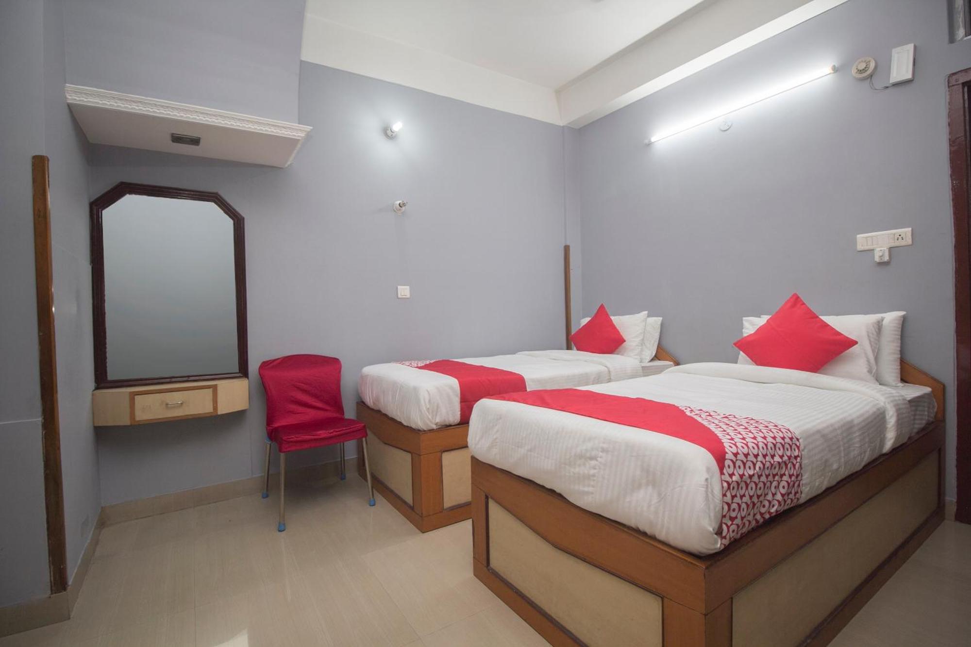 Hotel O Golden Moments Siliguri Eksteriør billede